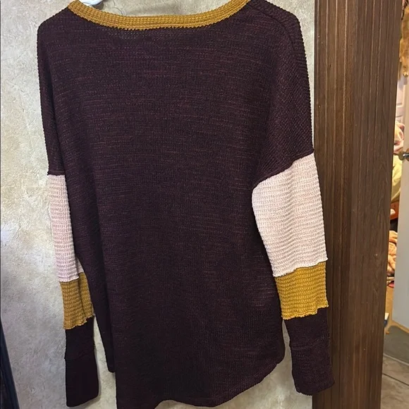5/$25‼️SO Brown and Cream Crew Neck Sweater with Knit Texture - Picture 3 of 5